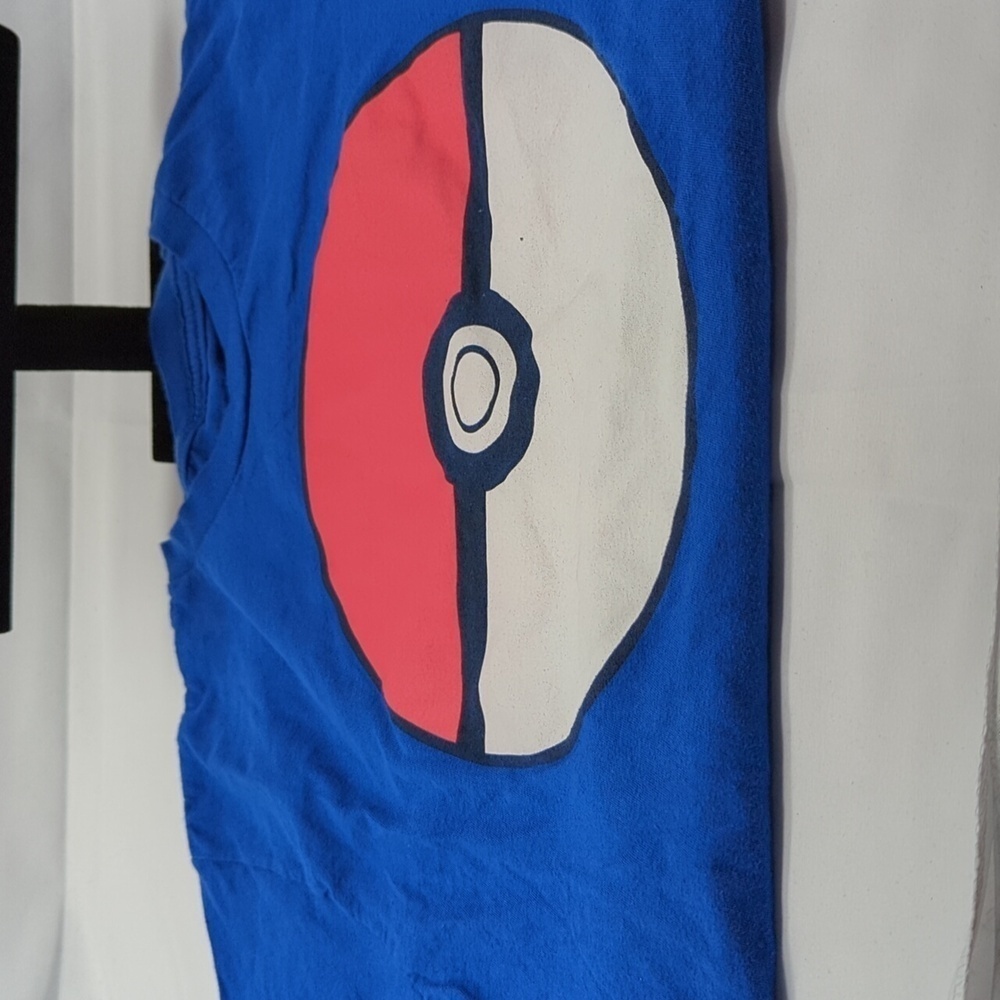 POKÉMON blue t-shirt